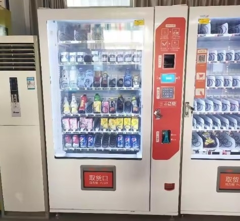 Automatische verkoopmachine met snelle verwarming en grote capaciteit voor warm en koud eten