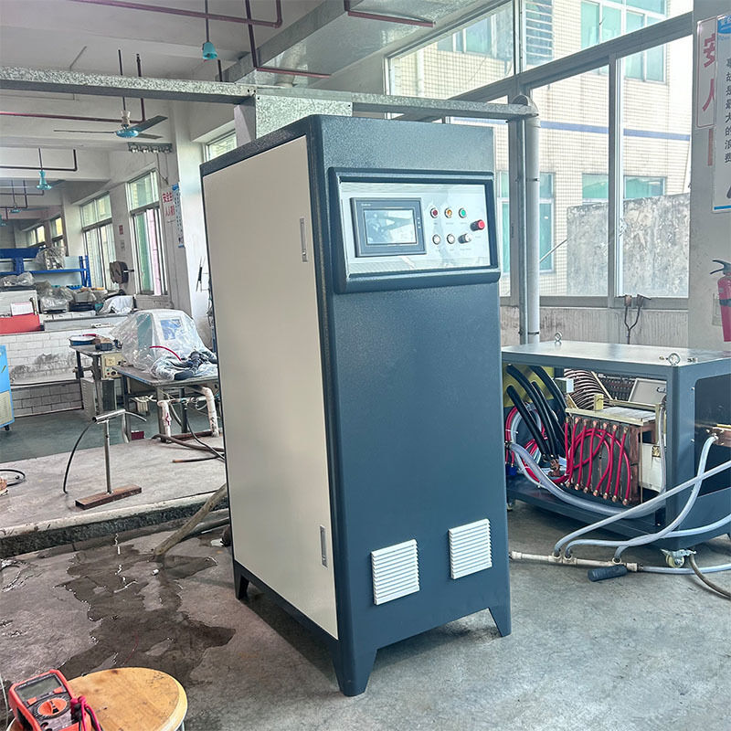 30KW High Frequency Induction Heating Machine Gemakkelijk te bedienen Koperen Pipe Draad Las Inductie Verwarmer 220V Nieuw PLC Lager