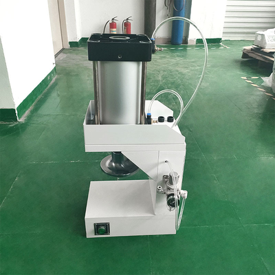 Pneumatische van de de Snijdersmachine van de Specimensteekproef de Snijmachine Rubberdomoor